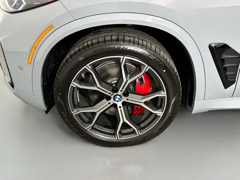 New 2026 BMW X5 xDrive40i w/ M Sport Package image 32
