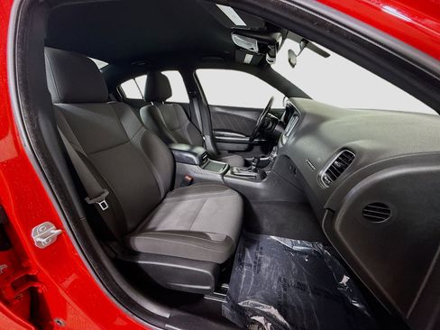 Used 2022 Dodge Charger SXT image 29