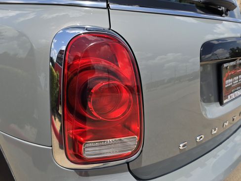 Used 2018 MINI Cooper Countryman S FWD image 10