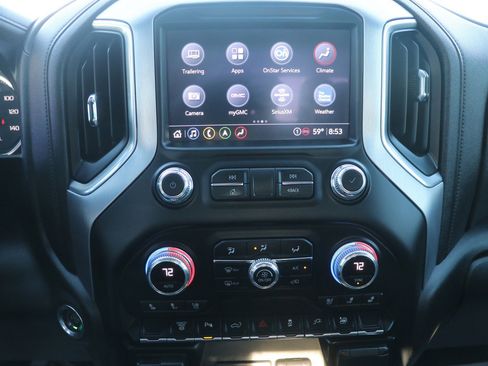 Used 2022 GMC Sierra 3500 SLT w/ SLT Premium Package image 21