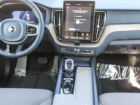 New 2026 Volvo XC60 B5 Plus w/ Protection Package Premier image 15