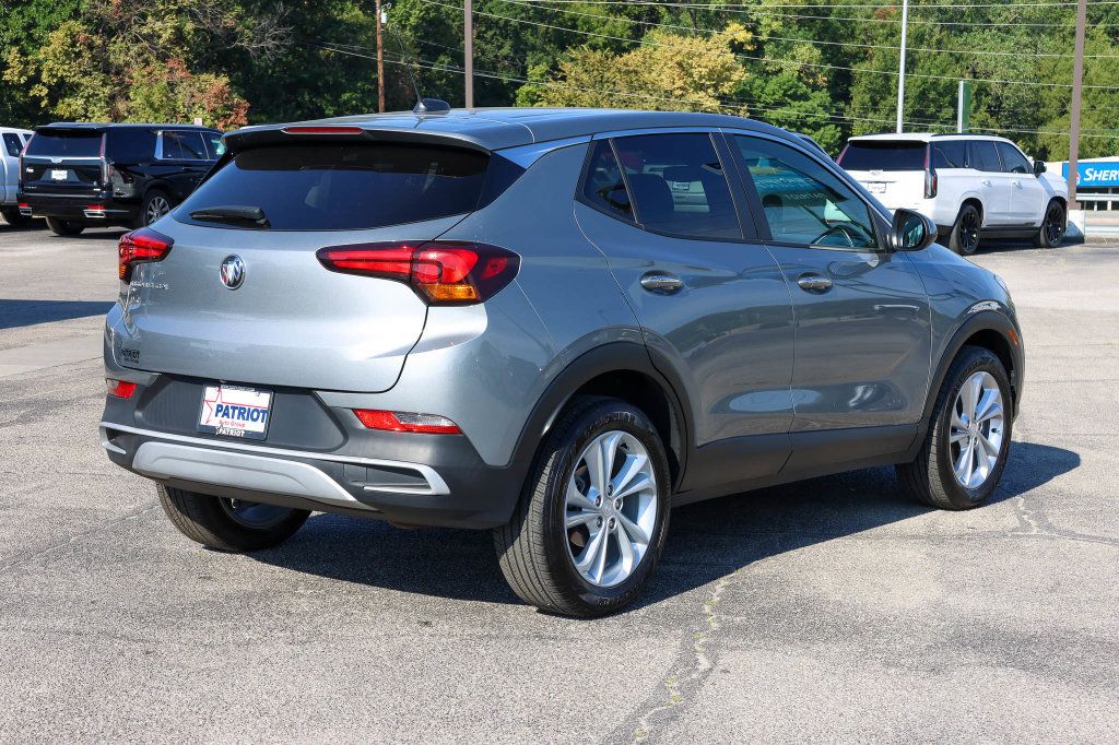 Used 2023 Buick Encore GX Preferred w/ Cold Weather Comfort Package AWD/4WD image 3