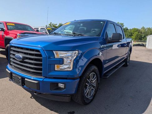 Used 2017 Ford F150 XLT w/ Equipment Group 302A Luxury AWD/4WD image 3