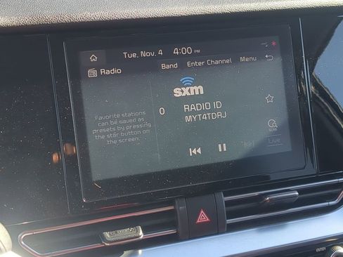 Used 2021 Kia Niro EX w/ Cold Weather Package image 13