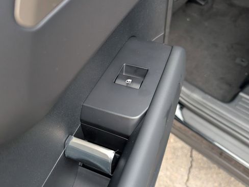 New 2027 Kia Telluride S image 11