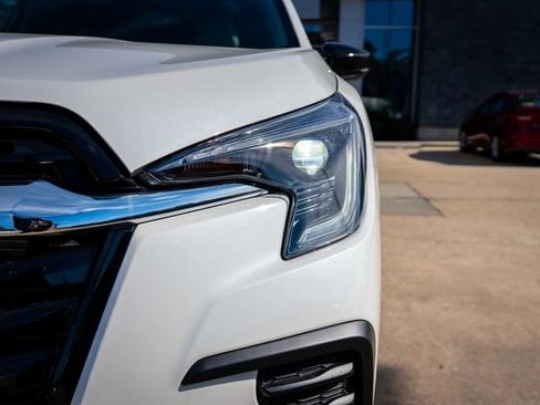 New 2026 Subaru Ascent Limited image 3