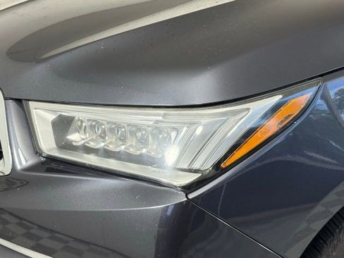 Used 2019 Acura MDX SH-AWD w/ Technology Package image 12