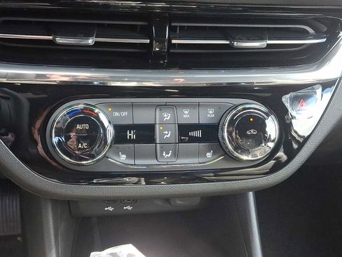 New 2026 Buick Envista Sport Touring image 13