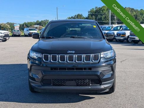 Used 2023 Jeep Compass Sport AWD/4WD image 7