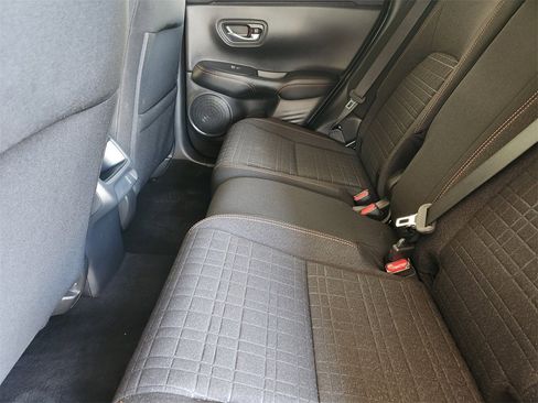 Certified 2025 Honda HR-V Sport image 28