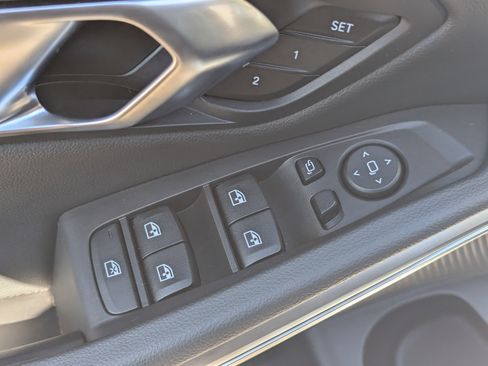 Used 2023 BMW 330i Sedan w/ Driving Assistance Package image 25