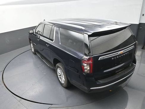 Used 2022 Chevrolet Suburban LT AWD/4WD image 28