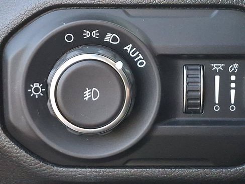 Used 2021 Jeep Wrangler Unlimited Sport AWD/4WD image 26