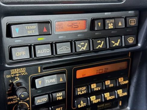 Used 1993 Chevrolet Corvette Coupe image 15