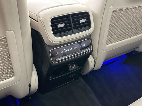 Used 2022 Mercedes-Benz GLS 63 AMG 4MATIC image 25