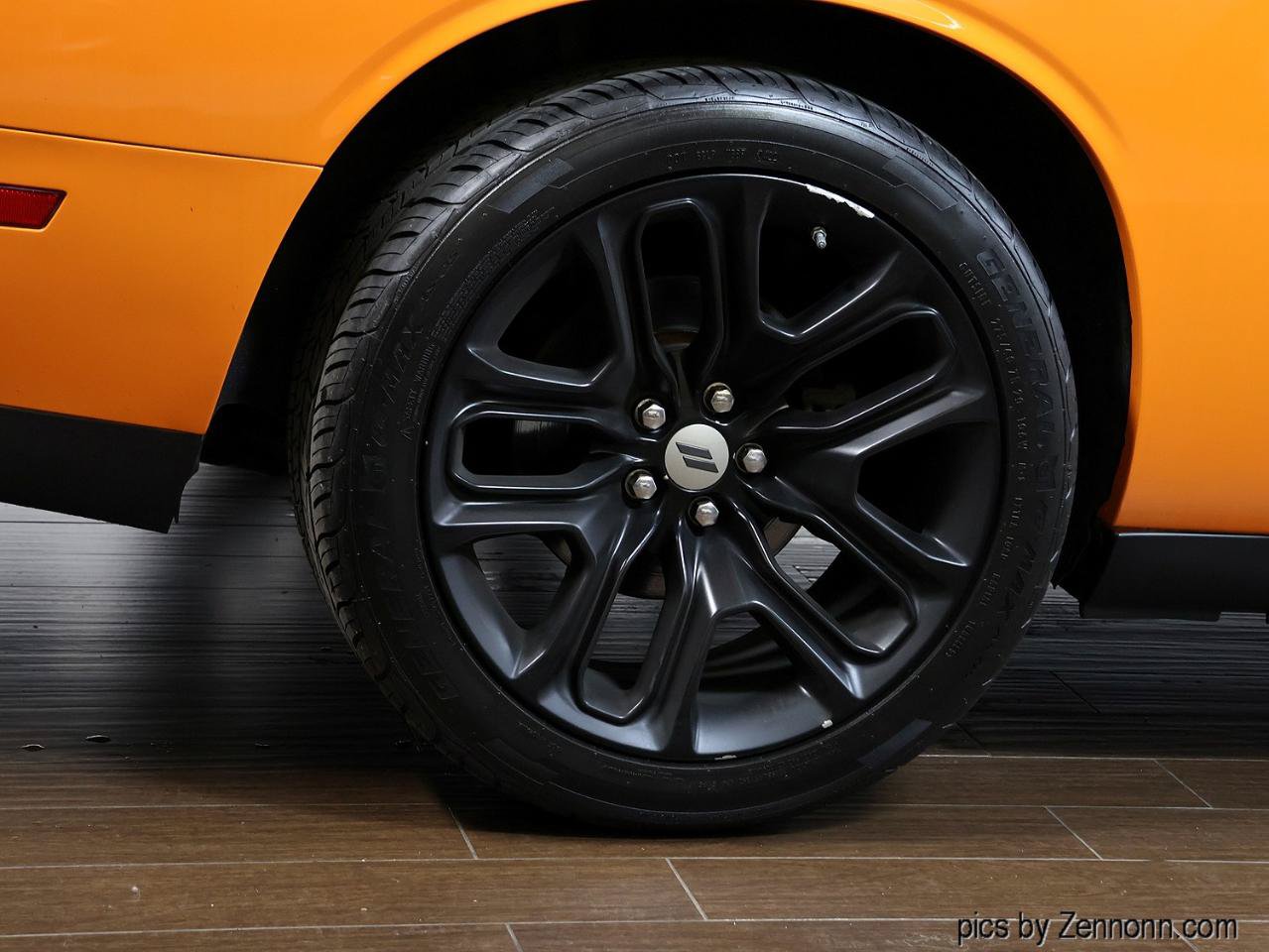 Used 2014 Dodge Challenger R/T Plus RWD image 12