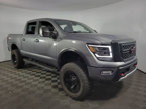 Used 2024 Nissan Titan PRO-4X w/ Pro-4x Convenience Package image 2