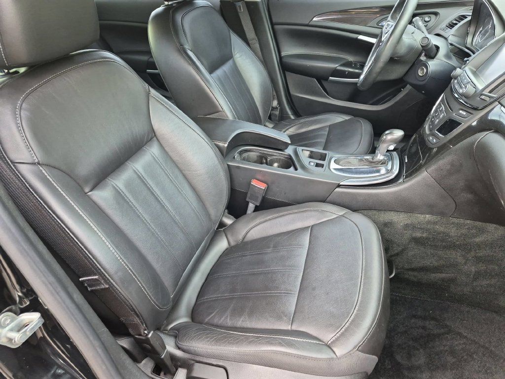Used 2017 Buick Regal Sport Touring FWD image 22