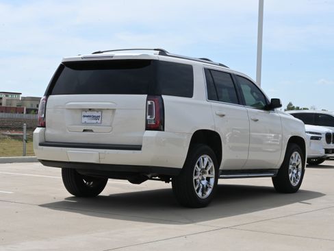 Used 2015 GMC Yukon SLT w/ Open Road Package image 9