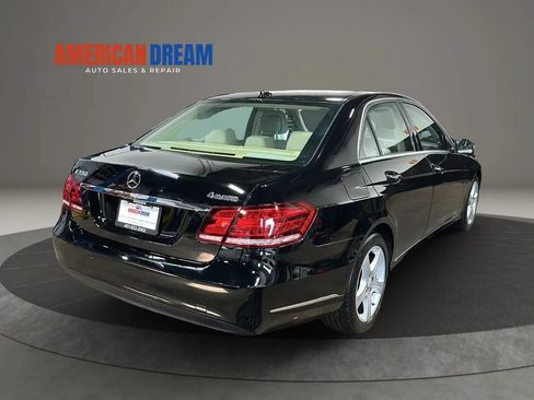 Used 2014 Mercedes-Benz E 350 4MATIC Sedan image 5