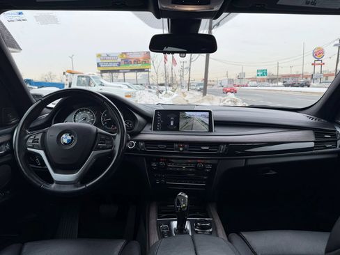 Used 2017 BMW X5 xDrive50i AWD/4WD image 17