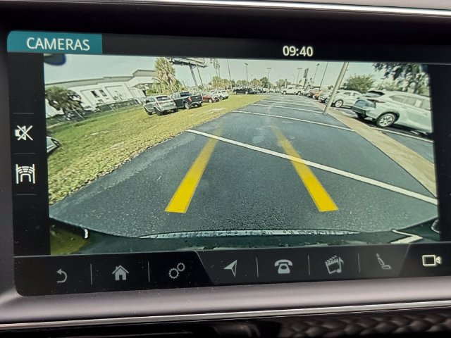 Used 2020 Jaguar F-PACE SVR AWD/4WD image 18