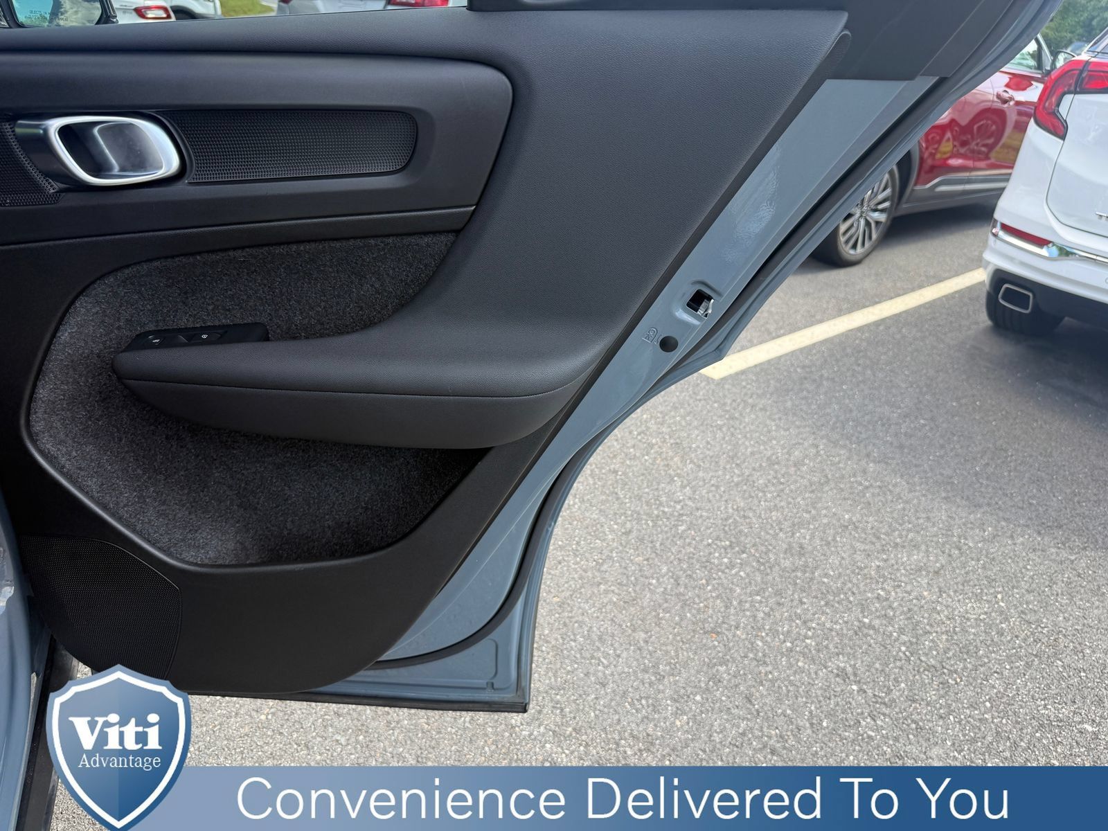 Certified 2023 Volvo XC40 Recharge Ultimate w/ Protection Package Premier AWD/4WD image 25