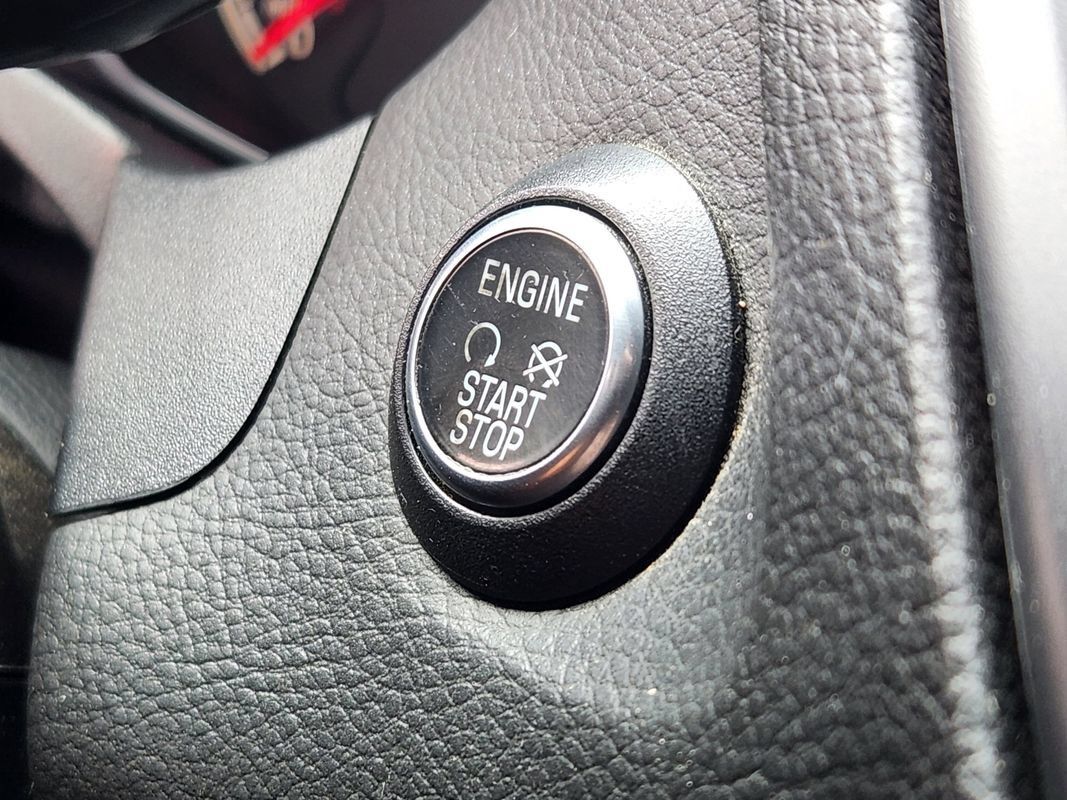 Used 2015 Ford Focus ST w/ Equipment Group 401A FWD image 24