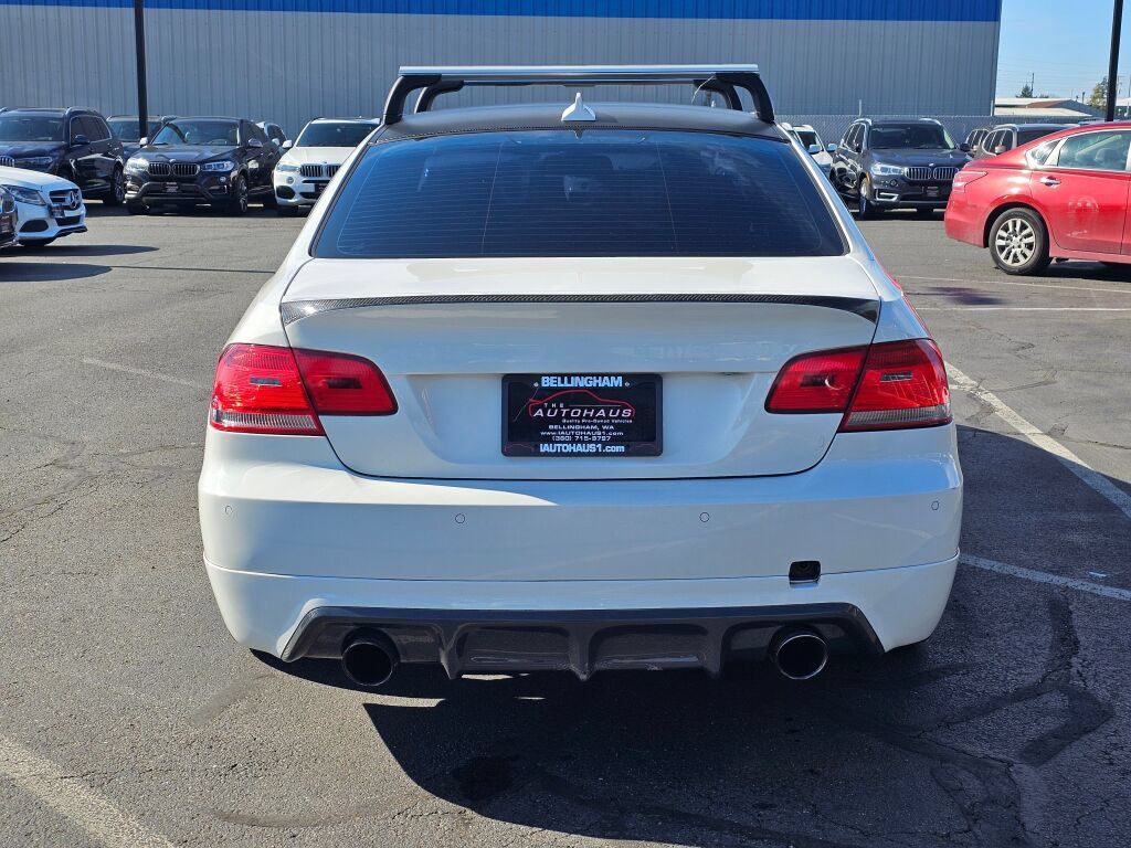 Used 2009 BMW 335i xDrive Coupe AWD/4WD image 4