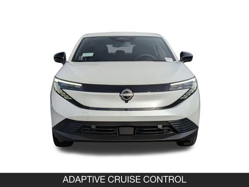 New 2026 Nissan Leaf FWD image 4