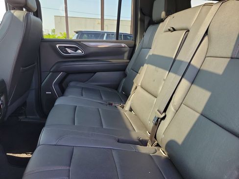 Used 2022 Chevrolet Suburban RST w/ Max Trailering Package AWD/4WD image 11