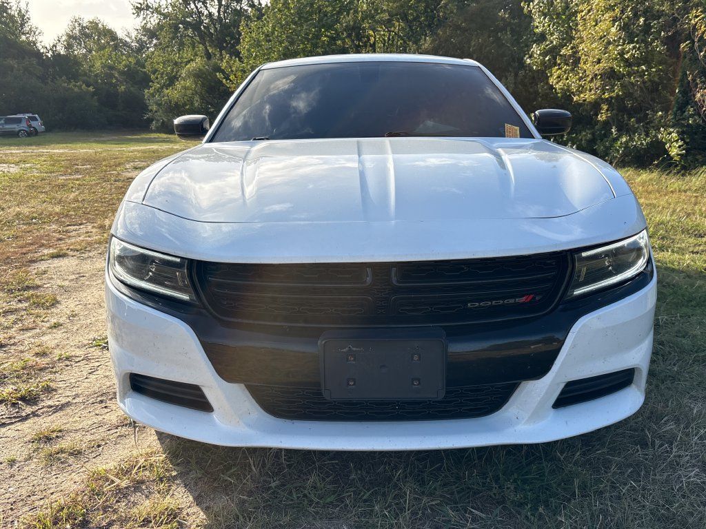 Used 2022 Dodge Charger SXT w/ Plus Group RWD image 2