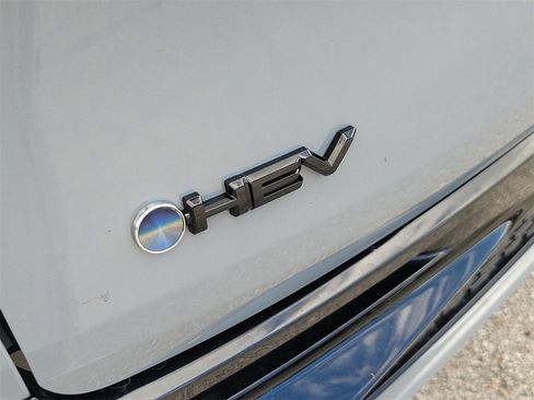 New 2026 Toyota Sienna XSE image 7