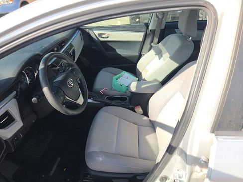 Used 2016 Toyota Corolla LE FWD image 10