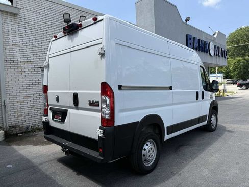 Used 2021 RAM ProMaster 2500 w/ Convenience Group image 4