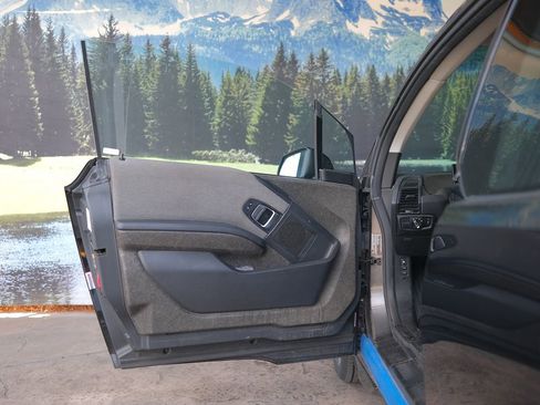 Used 2016 BMW i3 w/ Range Extender image 10