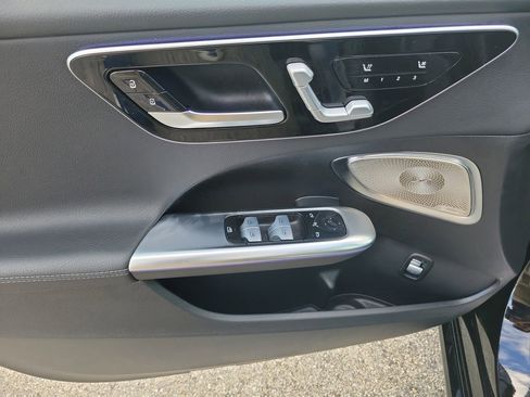 Used 2023 Mercedes-Benz C 300 Sedan image 19