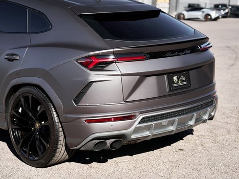 Used 2021 Lamborghini Urus image 7