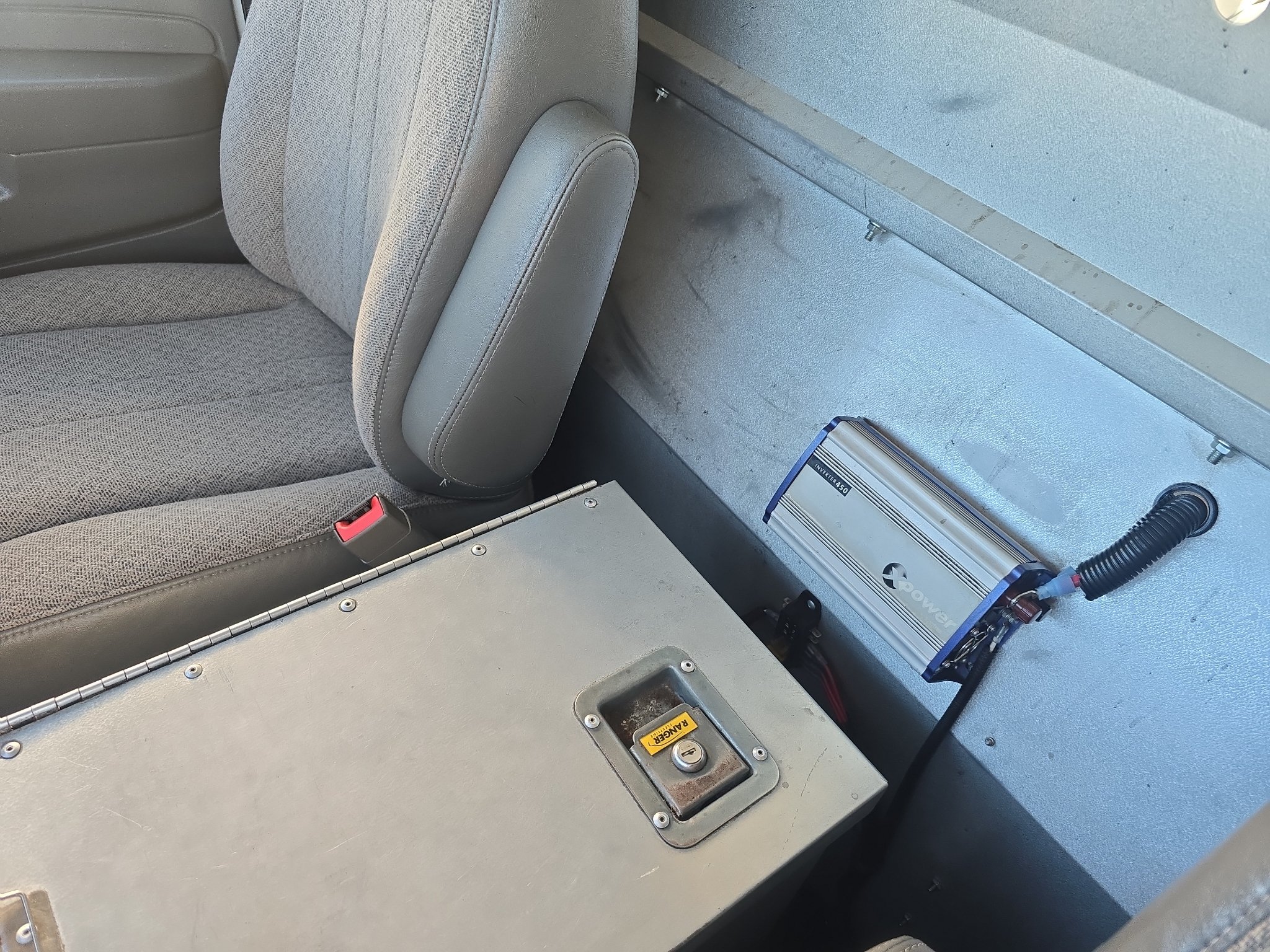 Used 2015 Chevrolet Express 2500 RWD image 27