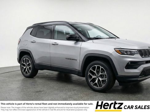 Used 2025 Jeep Compass Limited image 1