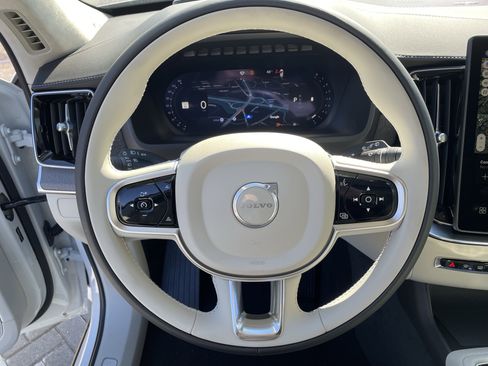 New 2026 Volvo XC90 B6 Ultra w/ Lounge Package image 18