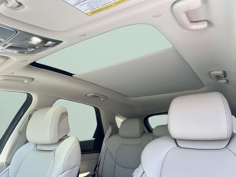 New 2026 Genesis GV70 2.5T Advanced AWD/4WD image 26