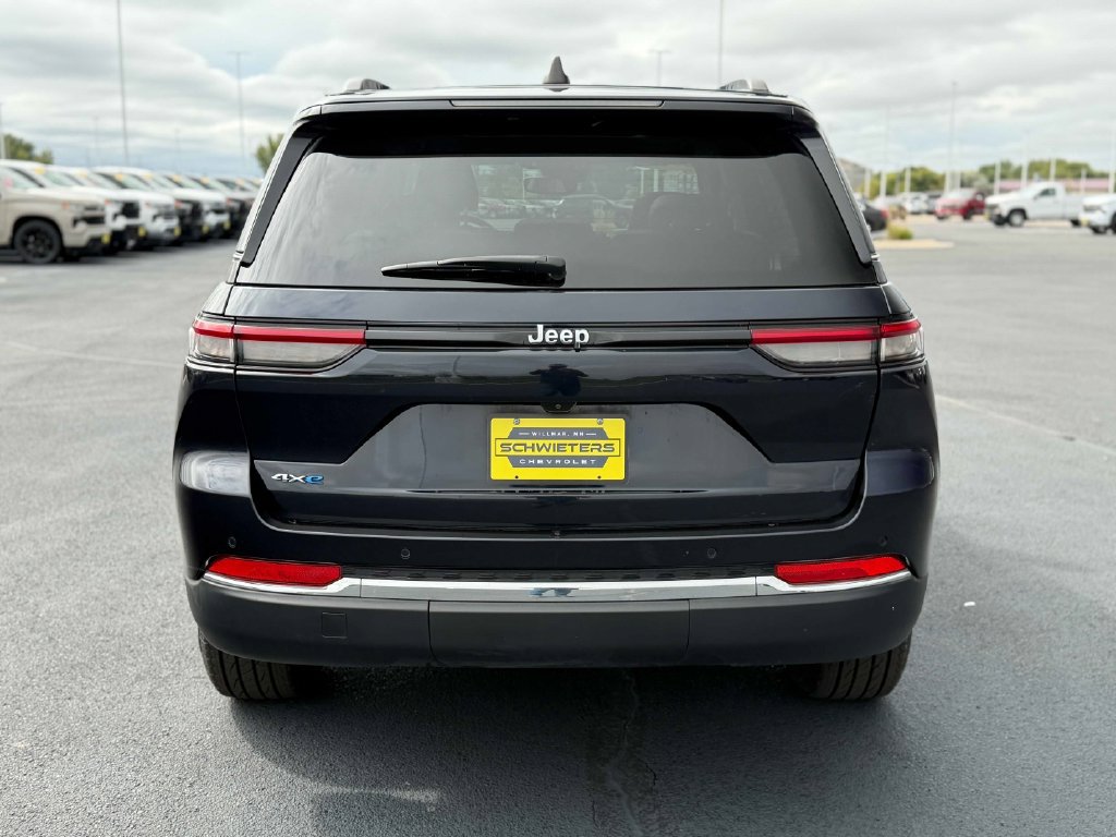 Used 2024 Jeep Grand Cherokee Limited 4xe AWD/4WD image 8