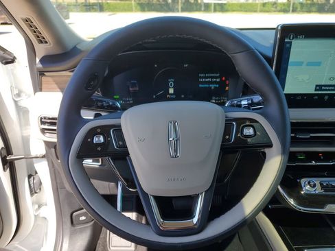 New 2026 Lincoln Corsair Grand Touring AWD/4WD image 22