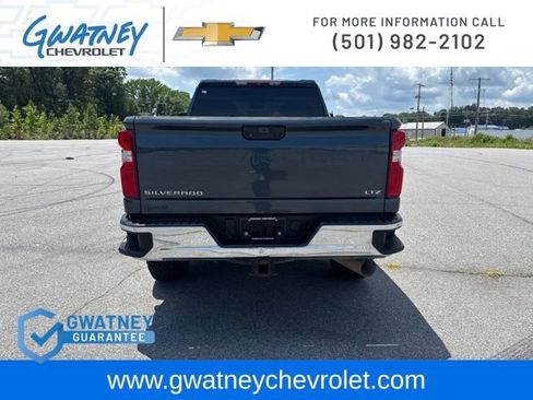 Used 2020 Chevrolet Silverado 2500 LTZ w/ Z71 Off-Road Package AWD/4WD image 6