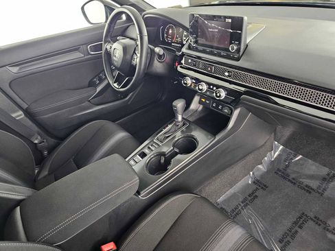Used 2025 Honda Civic Sport image 11
