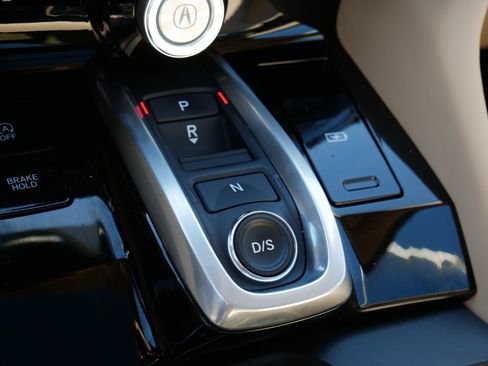 Certified 2023 Acura MDX SH-AWD w/ Technology Package image 24