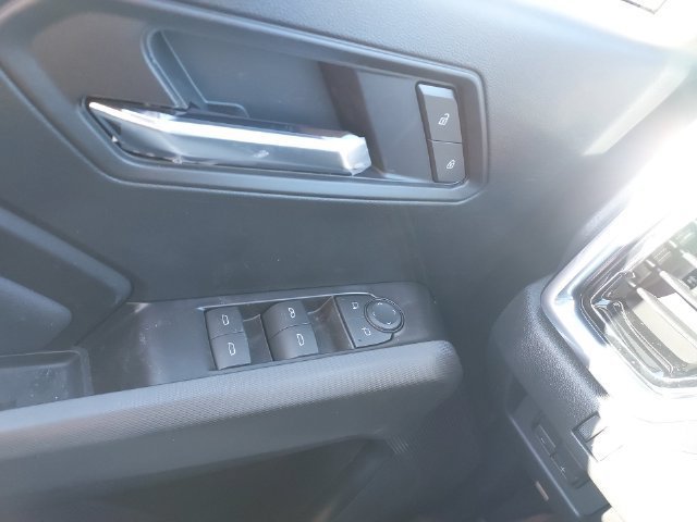 New 2026 GMC Canyon Elevation w/ Convenience Package RWD image 24