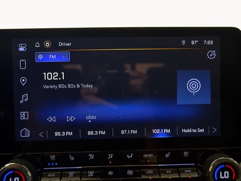 Used 2025 Chevrolet Colorado ZR2 w/ Technology Package AWD/4WD image 27