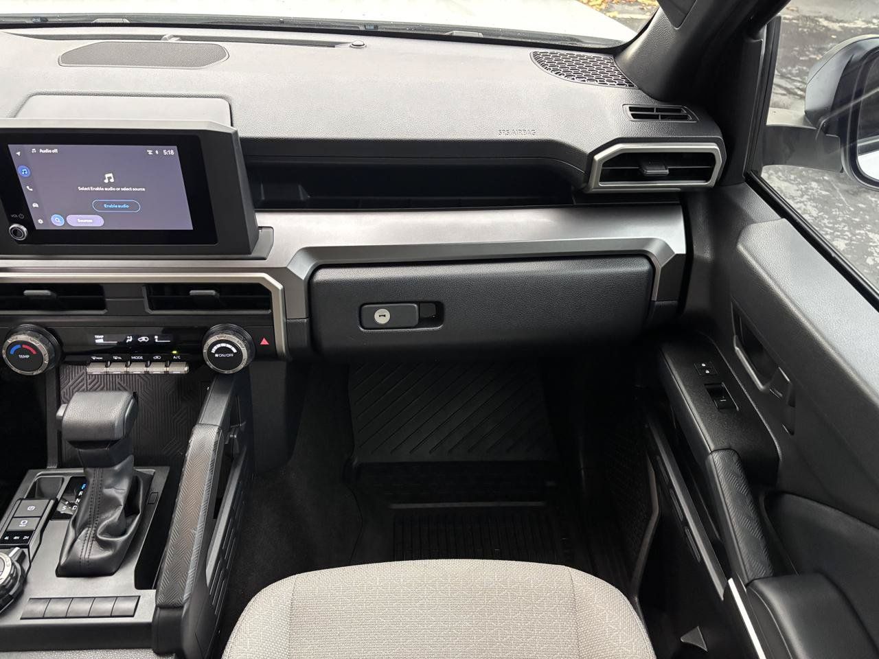 Used 2025 Toyota 4Runner SR5 AWD/4WD image 18